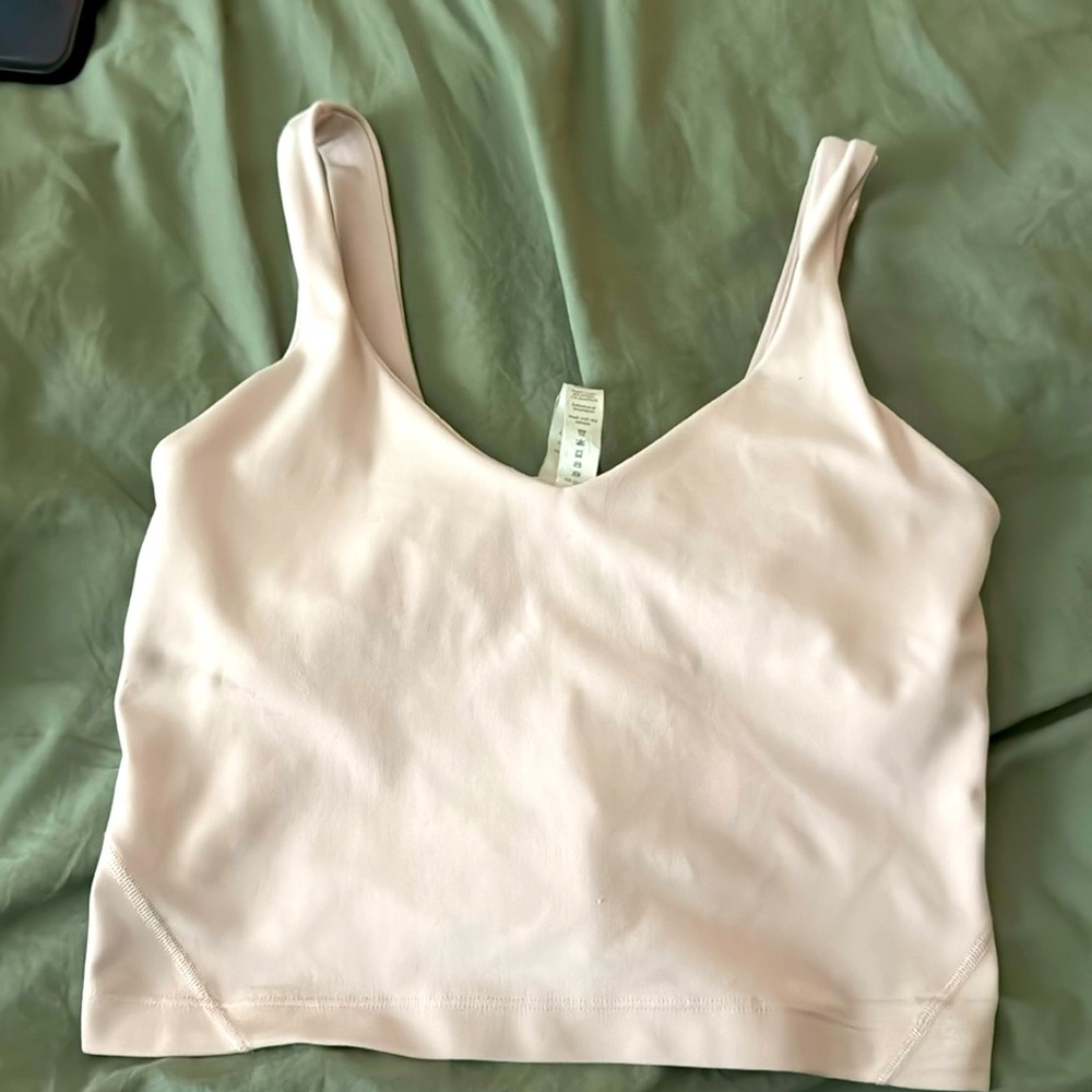 Pre loved lululemon sports bra